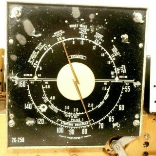 vintage ZENITH 8S561 / ch 8A02 RADIO: CHASSIS w/ 8 TUBES & updated caps 2
