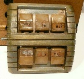 vintage ZENITH 8S561 / ch 8A02 RADIO: CHASSIS w/ 8 TUBES & updated caps 6