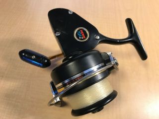 Vintage Penn 704z Spinning Fishing Reel In