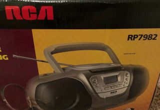 RCA RP - 7982 Stereo CD/ Radio VINTAGE BOOMBOX - RARE 4