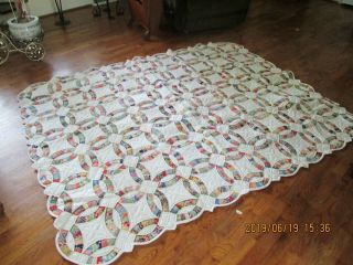 Vintage Hand Sewn Double Wedding Ring Pattern Quilt - - Approx 77 " X 63 "