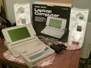 Vintage Tandy 1100fd Laptop Computer