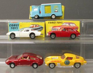 Corgi Vintage Die - Cast Cars & Truck: 324,  327,  337,  341,  435 [5]