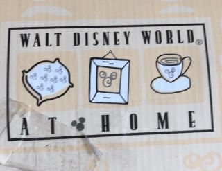 RARE Walt Disney World At Home Mickey Mouse ' s Hands Gloves Towel Bar Rod Holder 12