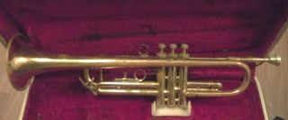 VINTAGE DON E.  GETZEN CARAVELLE TRUMPET WITH CASE AND 7C MOUTHPIECE READY 2 PLAY 2