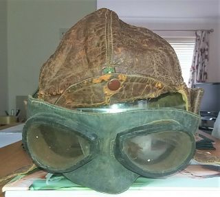 Vintage Ww1 Pilots Leather Flying Helmet & Goggles ?