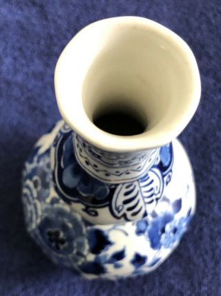 Vintage Royal DELFT Porcelain Hand Painted 8.  5” Blue & White Vase Signed 1976 3
