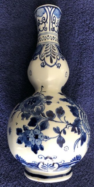 Vintage Royal DELFT Porcelain Hand Painted 8.  5” Blue & White Vase Signed 1976 4