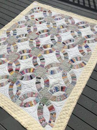 Vtg Quilt Handmade Hand Stitched Double Wedding Ring 90” X 75” Feed Sack Cotton