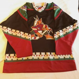 Phoenix Coyotes Rare Vintage Pro Player Jersey Size Xl