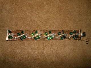 Vintage Hattie Carnegie Gold Tone Wide Mesh Bracelet W/green & Clear Rhinestones