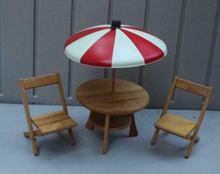 Vintage Strombecker Umbrella Picnic Table & 2 Folding Chairs Fits Ginny