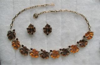 Lisner 2 Color Lucite Oak Leaf & Rhinestone Necklace & Earrings