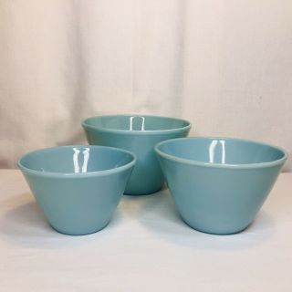 Set Of 3 Vintage Fire King Mixing Bowls Delphite Azurite Blue Splash Proof Usa