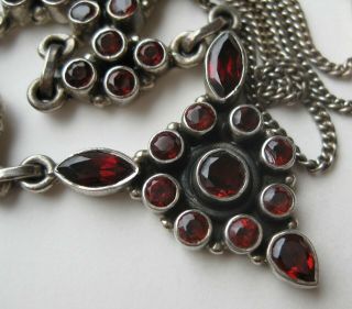Fine Vintage Sterling Silver Red Garnet Gemstone Art Deco Style Necklace