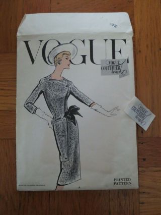 Vogue Couturier Design 995 Vintage Dress 1957 50s Pattern Size 14 Bust 34 Label