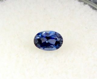 0.  220 Ct 100 Natural Extremly Rare Oval Cut Rich Blue Benitoite