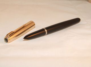 Vintage Parker 51 Custom Fountain Pen - Jet Black,  Rolled Gold Cap - C1955