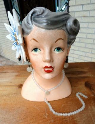 Vintage Napco Lady Head Vase 7 ⅛” Faux Pearl Necklace Large Flower Earrings 1958