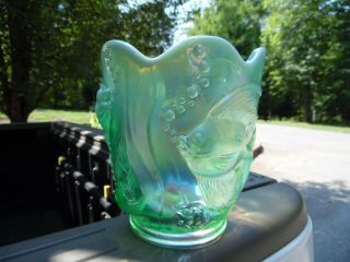 Gorgeous Vintage Fenton Iridized Green Opalescent Atlantis Vase