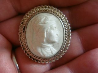 Antique Victorian Finely Carved Lava Cameo Medici Silver Brooch Pin