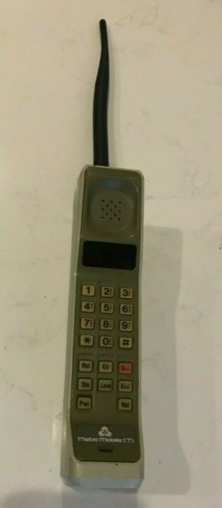 Vintage Brick Cell Phone Motorola Metro Mobile with Antenna & Battery - Heavy 7