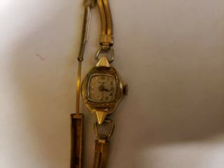 Ladies Vintage Bulova Watch 14k Case Jewel D078461