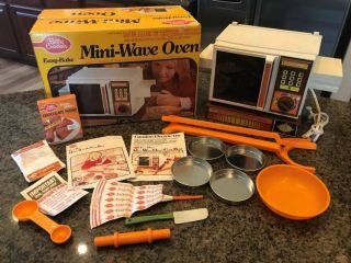 Vintage Kenner Betty Crocker Easy Bake Oven Microwave Mini - Wave W/deluxe Set