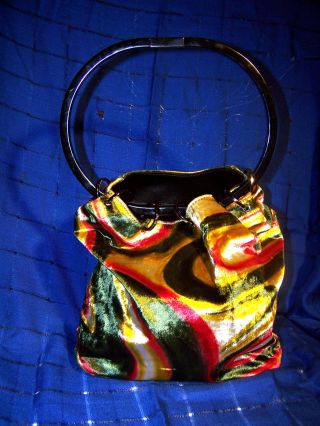 Gucci Very Rare Vintage Silk Velvet Bucket Hand Bag With Authenticity Card