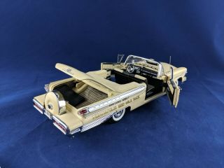 Danbury 1957 Mercury Turnpike Cruiser Indy 500 Pace Car 1/24 Rare 4