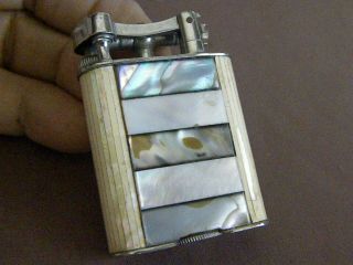 RARE VINTAGE Continental YORK LIFT ARM CIGARETTE LIGHTER - MOTHER OF PEARL 3