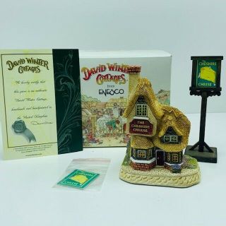 David Winter Cottage Sculpture Hine Box Vtg Figurine Cheshire Cheese Dinner