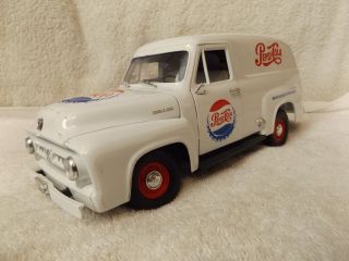 VINTAGE DIECAST - - 1953 FORD F - 100 PEPSI VAN - LIMITED EDITION 1494 of 1500 - 1/18th 2