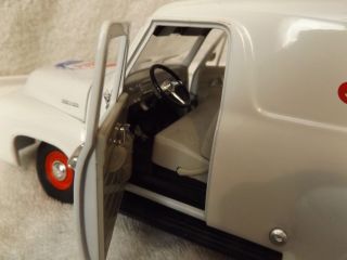 VINTAGE DIECAST - - 1953 FORD F - 100 PEPSI VAN - LIMITED EDITION 1494 of 1500 - 1/18th 6