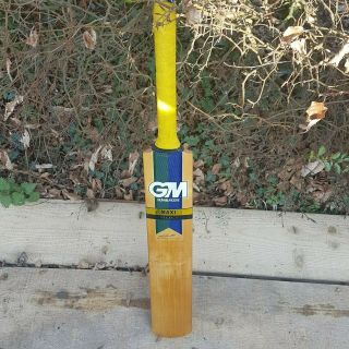 Vintage Gunn & Moore Maxi English Cricket Bat.