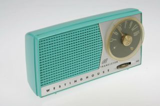 RARE Vintage 1957 Westinghouse H611P5 Turquoise EARLY TRANSISTOR Radio 9V 3