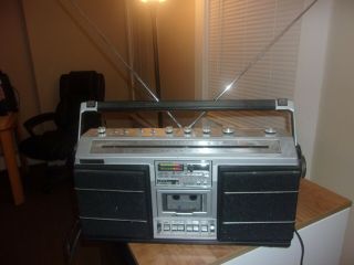 Pioneer Sk - 95 Radio Cassette Auxilary Boombox Ghetto Blaster Rare
