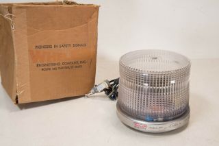 Vintage Whelen Dms Magnet Clear Dash/ Roof Mount Dome Siren Strobe Light Clear