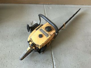Vintage McCulloch 7 - 10 Automatic chainsaw 2