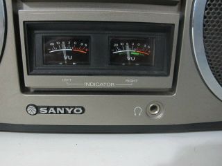 Vintage SANYO M - 9990 Stereo Boombox - Radio 8