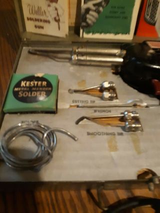 Vintage Weller Soldering Gun Kit Model 8250A w/ Orig.  Wrench Case & Tips 2