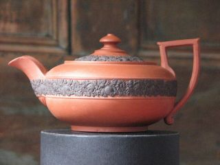 Wedgwood C1800 - 05 Rare Rosso Antico - Basalt Flowers Band Tea Pot,  Glazed Inside,
