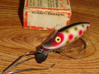 VINTAGE FISHING LURE HEDDON RIVER RUNT N9110S NO SNAG STRAWBERRY W/BRUSH BOX 2