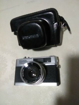Fujica Compact Deluxe 35mm Rangefinder Film Camera & Case Rare Vintage Exc.  Cond