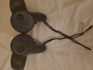 Oculus Rift Touch 3010009501 Virtual Reality Headset RARELY 5