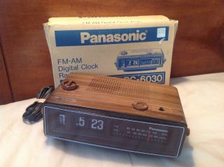 Vintage 1970 ' s PANASONIC FLIP CLOCK ALARM AM FM RADIO RC - 6030 W/Original Box 2