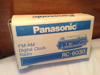 Vintage 1970 ' s PANASONIC FLIP CLOCK ALARM AM FM RADIO RC - 6030 W/Original Box 6