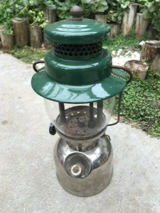 Vintage Coleman Lantern Model 242b