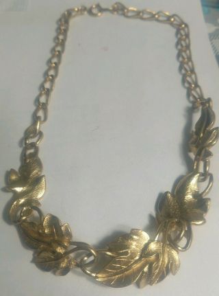 Stunning Vintage Crown Trifari Layered Gold Tone Leaf Choker Necklace