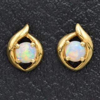 Vintage 18k Yellow Gold Opal Stud Earrings 2.  2 Grams